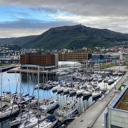 Modern Apartment - Amazing Terrace And Fjord View, Close To City Center ベルゲン エクステリア 写真