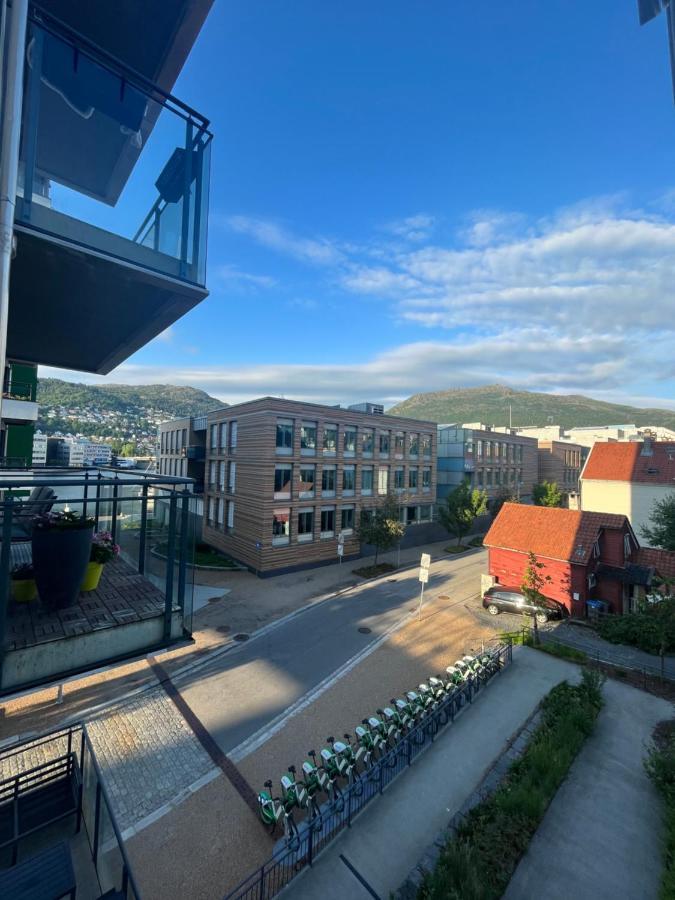 Modern Apartment - Amazing Terrace And Fjord View, Close To City Center ベルゲン エクステリア 写真